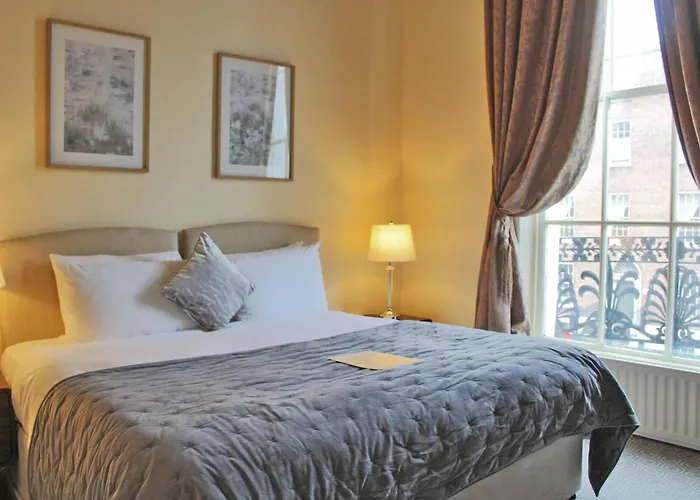 Fitzwilliam Townhouse 3*