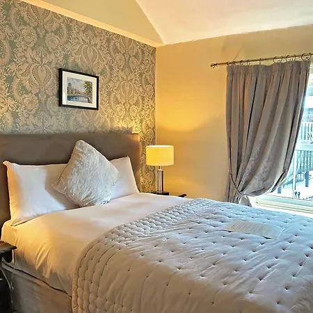 Fitzwilliam Townhouse 3*